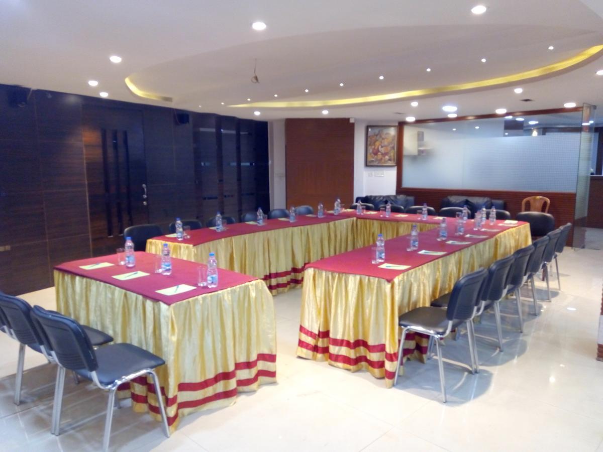 Hotel Q-Inn Calcutta  Esterno foto