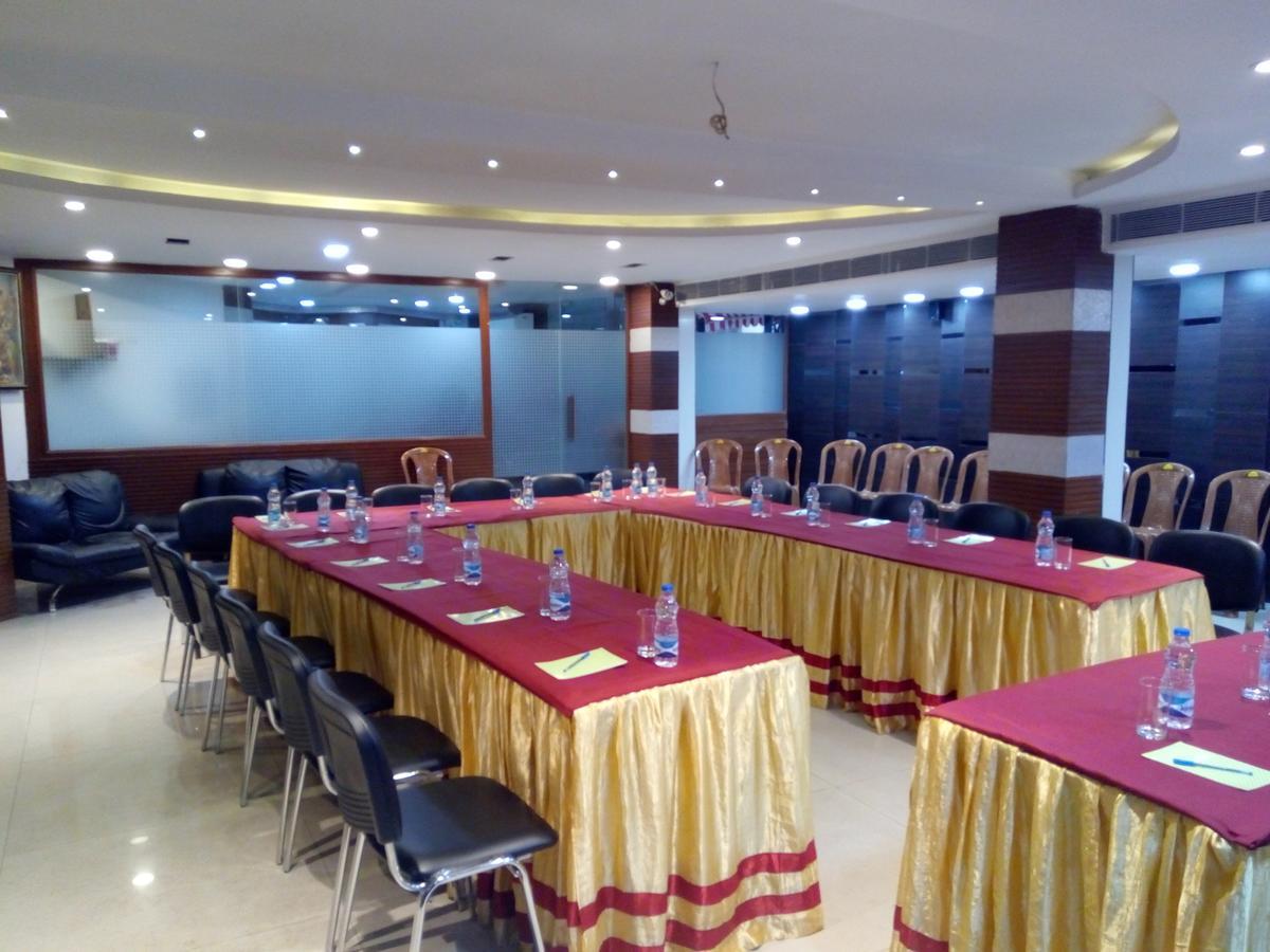 Hotel Q-Inn Calcutta  Esterno foto
